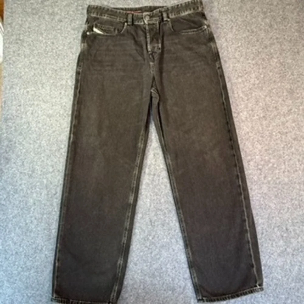 Diesel D-Macro Jeans 2001 5 POCKET Loose Straight Fit Men Fade Black Denim 34x32